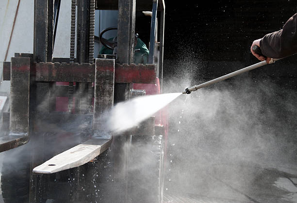 Best Playground Equipment Cleaning  in Bolivar, WV